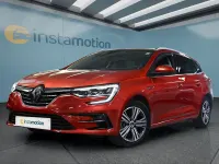 Gebraucht Renault Mégane IV 158 PS (116 kW) 2021 Rot Kombi