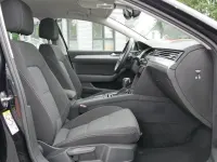 Gebraucht VW Passat Business 122 PS (89 kW) 2022 Deep black (metallic) Kombi