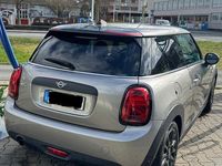 Gebraucht Mini ONE 102 PS (75 kW) 2019 Grau Kleinwagen