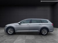 Gebraucht VW Passat Business 150 PS (110 kW) 2022 Scale silver metallic Kombi
