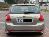 Gebraucht Kia Ceed Spirit 128 PS (94 kW) 2012 Kleinwagen