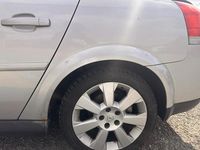 Gebraucht Opel Signum 155 PS (114 kW) 2004 Silber Kleinwagen