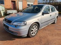 Gebraucht Opel Astra 101 PS (74 kW) 2003 Silber Limousine