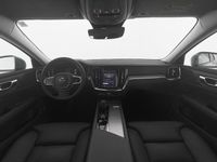 Gebraucht Volvo V60 CC Plus 197 PS (144 kW) 2024 Grau vapour grey / metallic Kombi