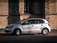 Gebraucht VW Polo Trendline 69 PS (50 kW) 2012 Silber Kleinwagen