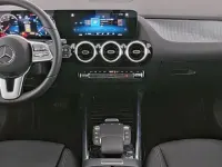 Gebraucht Mercedes B200 163 PS (119 kW) 2022 Weiß Kleinwagen