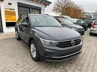 gebraucht VW Tiguan Life eHybrid 180kW (245PS) Automati...