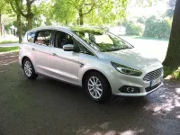 Gebraucht Ford S-MAX Titanium 179 PS (131 kW) 2017 Silber Van / Kleinbus