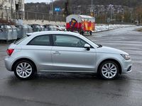 Gebraucht Audi A1 Ambiente 105 PS (77 kW) 2010 Silber Kleinwagen