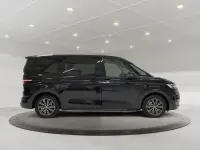 Używany VW Multivan Life 204 KM (150 kW) 2024 Czarny Minivan