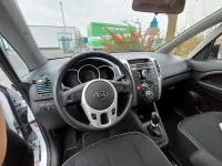 Gebraucht Kia Venga 90 PS (66 kW) 2014 Weiß Kleinwagen