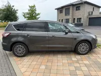 Gebraucht Ford S-MAX Titanium 190 PS (139 kW) 2019 Grau Van / Kleinbus
