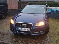 Gebraucht Audi A3 Ambiente 105 PS (77 kW) 2011 Blau Kleinwagen