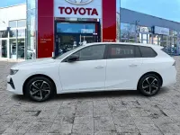 Gebraucht Opel Astra 131 PS (96 kW) 2024 Jade weiß/arktis weiß Kleinwagen