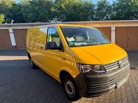 Second-hand VW Transporter 102 CP (75 kW) 2016 Galben Van
