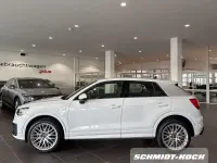 Gebraucht Audi Q2 Sport 190 PS (139 kW) 2019 Gletscherweiß metallic SUV
