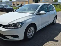 Gebraucht VW Golf VII Trendline 116 PS (85 kW) 2018 Weiß Limousine