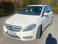 Gebraucht Mercedes B180 122 PS (89 kW) 2012 Weiß Van / Kleinbus