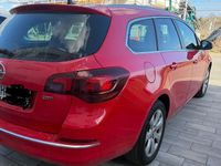 Gebraucht Opel Astra Edition 165 PS (121 kW) 2014 Rot Kombi