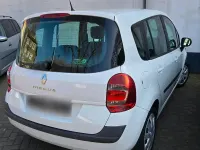 Używany Renault Modus 88 KM (64 kW) 2011 Biały Minivan