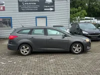 Usata Ford Focus Titanium 125 CV (91 kW) 2017 Grigio Berlina