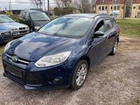 Gebraucht Ford Focus Trend 105 PS (77 kW) 2011 Blau Limousine