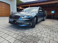 Gebraucht Skoda Superb Style 190 PS (139 kW) 2017 Grau Kombi