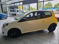 Gebraucht Renault Twingo Dynamique 75 PS (55 kW) 2013 Weiß Kleinwagen