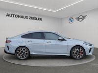 Gebraucht BMW 220 Performance 170 PS (125 kW) 2026 M brooklyn grau Coupé