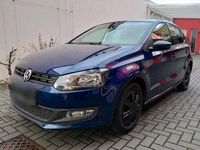 Gebraucht VW Polo 60 PS (44 kW) 2011 Blau Kleinwagen