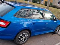 Gebraucht Skoda Fabia Drive 90 PS (66 kW) 2017 Blau Kombi
