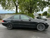 Gebraucht Mercedes C180 129 PS (94 kW) 2001 Schwarz Limousine