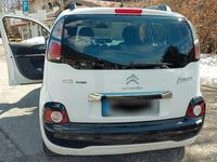 Second-hand Citroën C3 Picasso 99 CP (72 kW) 2017 Alb Monovolum