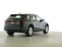 Używany Audi e-tron Comfort 230 kW (313 KM) 2022 Czarny SUV