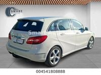 Gebraucht Mercedes B180 109 PS (80 kW) 2014 Weiß Van / Kleinbus