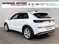 Neu VW T-Roc Life 150 PS (110 kW) 2025 Pure white SUV