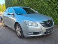 Gebraucht Opel Insignia 131 PS (96 kW) 2012 Silber Limousine