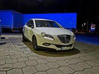 Gebraucht Lancia Delta 120 PS (88 kW) 2012 Weiß Kleinwagen