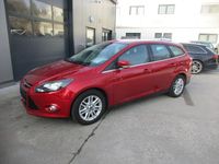Gebraucht Ford Focus Titanium 125 PS (91 kW) 2014 Rot Limousine