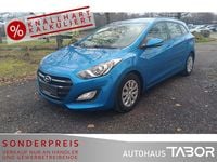 Gebraucht Hyundai i30 Trend 110 PS (80 kW) 2017 Ara blue Kombi