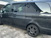 Gebraucht Mercedes V300 Avantgarde Edition 237 PS (174 kW) 2022 Grau Van / Kleinbus