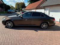Gebraucht Mercedes E220 170 PS (125 kW) 2014 Braun Limousine