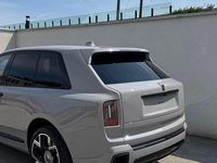 Neu Rolls Royce Cullinan 600 PS (441 kW) 2026 Tempest grey SUV