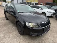 Gebraucht Skoda Octavia Style 150 PS (110 kW) 2017 Schwarzmagic perleffekt Kombi