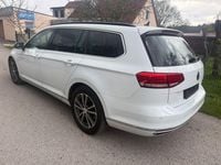 Gebraucht VW Passat Comfortline 190 PS (139 kW) 2019 Weiß Kombi