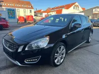 Gebraucht Volvo V60 Momentum 215 PS (158 kW) 2013 Schwarz Kombi