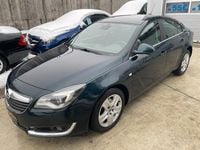 Gebraucht Opel Insignia Edition 140 PS (102 kW) 2016 Grün Limousine