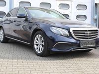 Gebraucht Mercedes E220 194 PS (142 kW) 2016 Cavansitblau  metalliclack Limousine