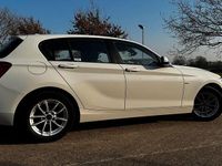 Gebraucht BMW 120 Sport Line 190 PS (139 kW) 2017 Weiß Kleinwagen