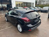 Gebraucht Ford Focus Business Edition 125 PS (91 kW) 2014 Schwarz Limousine
